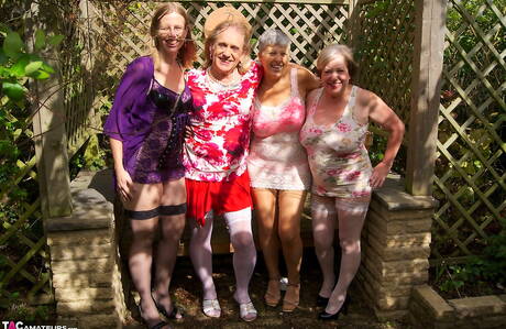 TAC Amateurs invites you to browse their xxx pictures with Sammie Slut xxx gallery 268933