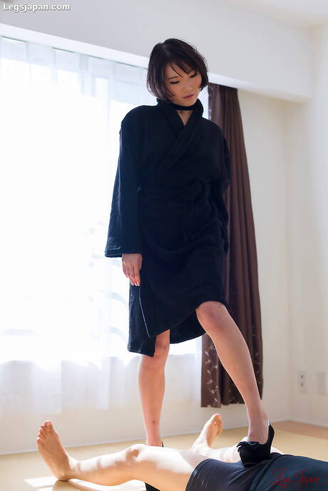 Legs Japan invite you to explore a free pics with Akari Misaki xxx gallery 237990